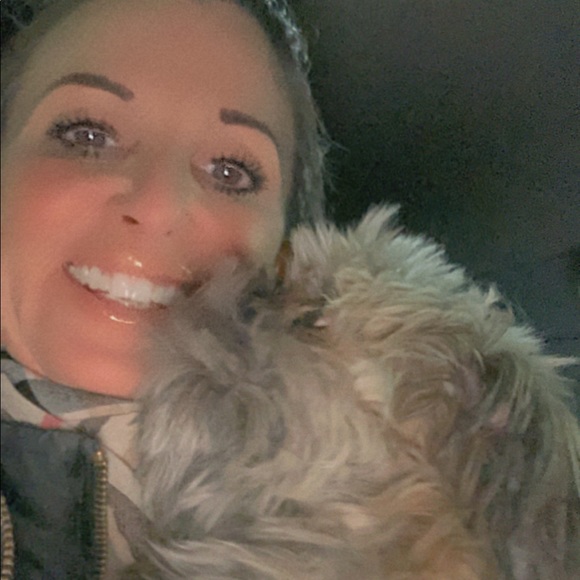 Meet your Posher, Rachelle - Picture 3 of 3